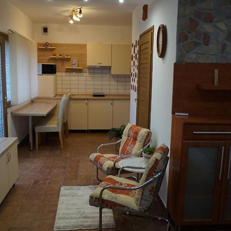 Chloe Apartman Szigetvár Exterior foto